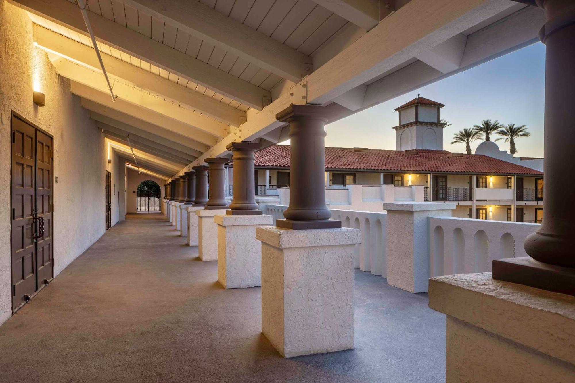 Embassy Suites By Hilton Palm Desert Exteriér fotografie